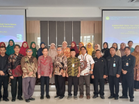 Workshop Buku Ajar Bagi Guru Kimia MGMP Kimia Kabupaten Banyumas